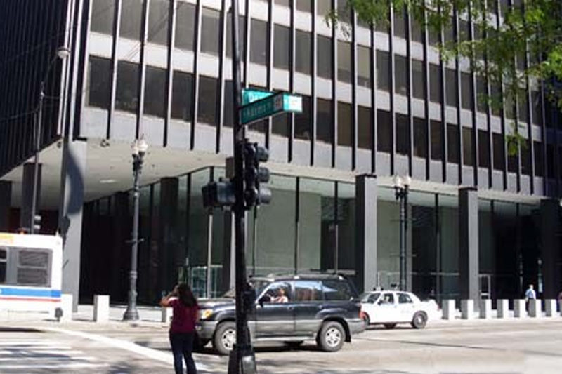 Chicago intersection at Federal Plaza