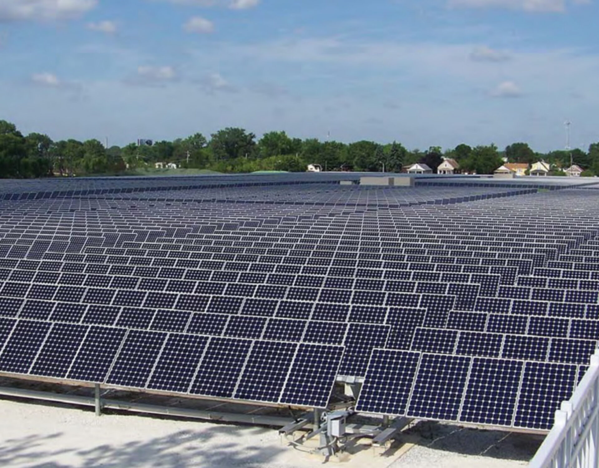 32,000 SunPower panels